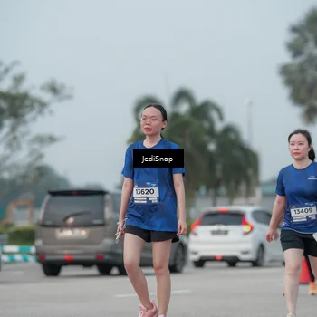 Runner Photo 7554570