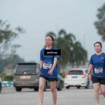 Runner Photo 7554573