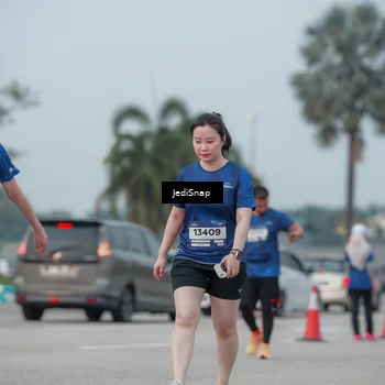 Runner Photo 7554580