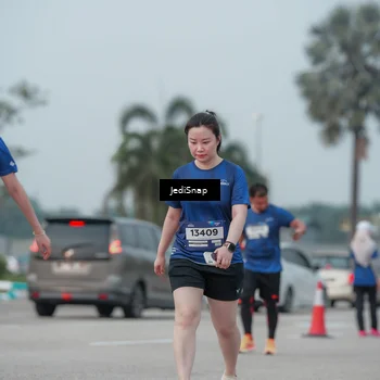 Runner Photo 7554581