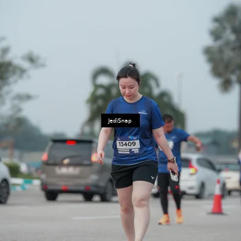 Runner Photo 7554583
