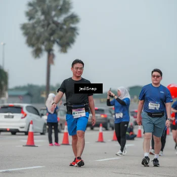 Runner Photo 7554586