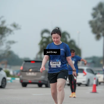 Runner Photo 7554587