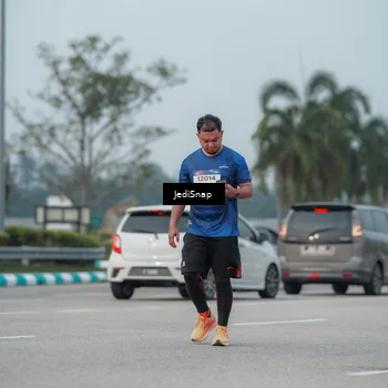 Runner Photo 7554594