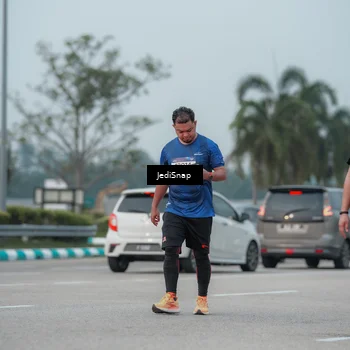 Runner Photo 7554598
