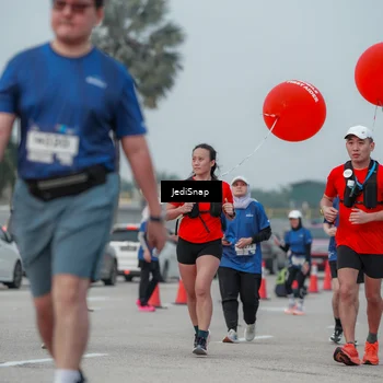 Runner Photo 7554612
