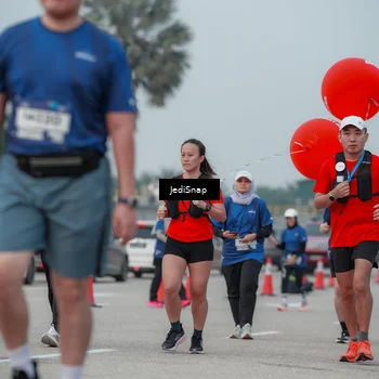 Runner Photo 7554613