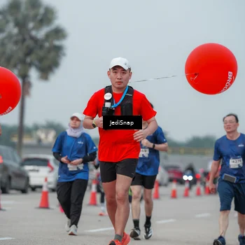 Runner Photo 7554619