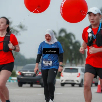 Runner Photo 7554625