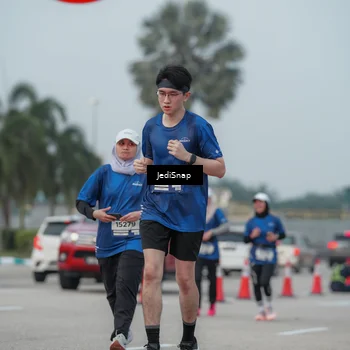 Runner Photo 7554627
