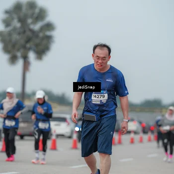 Runner Photo 7554634