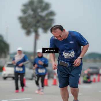 Runner Photo 7554642
