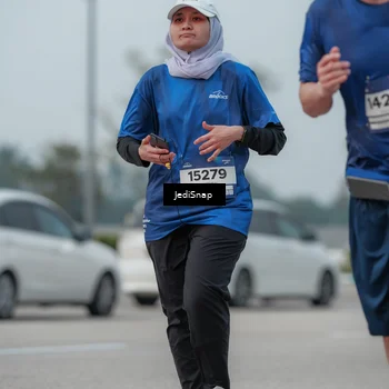 Runner Photo 7554648