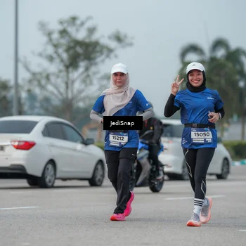 Runner Photo 7554652