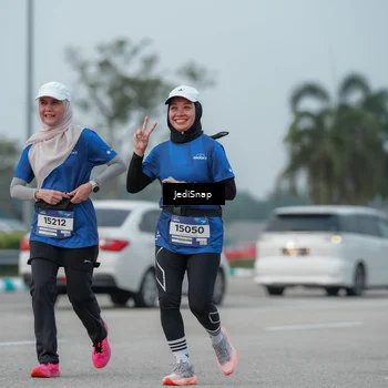 Runner Photo 7554657
