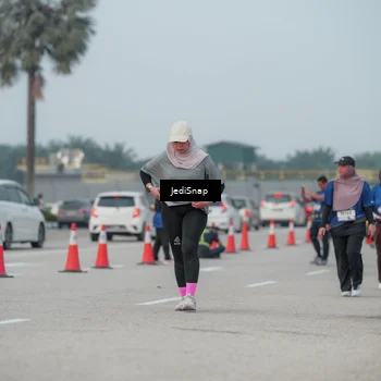 Runner Photo 7554665