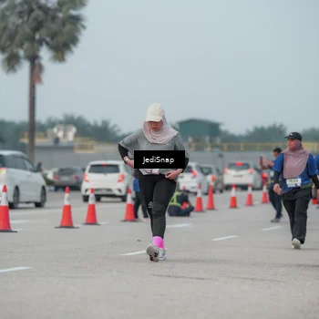 Runner Photo 7554668