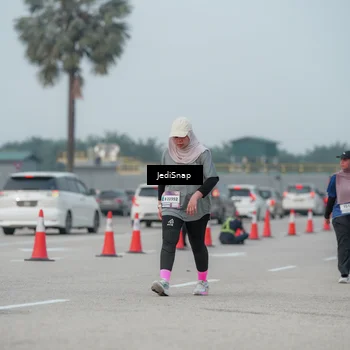 Runner Photo 7554673