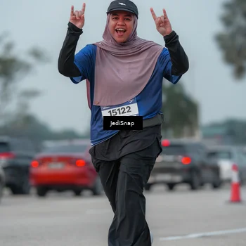 Runner Photo 7554689