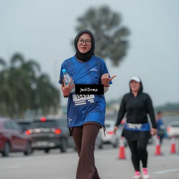 Runner Photo 7554703