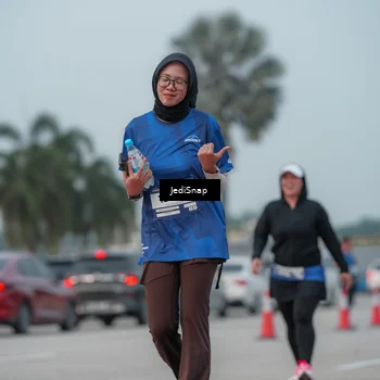 Runner Photo 7554704