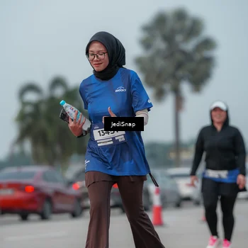 Runner Photo 7554705