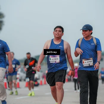 Runner Photo 7554714