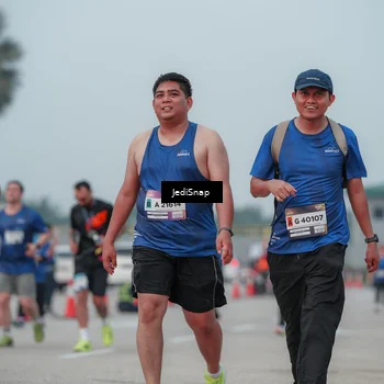 Runner Photo 7554719