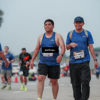 Runner Photo 7554721