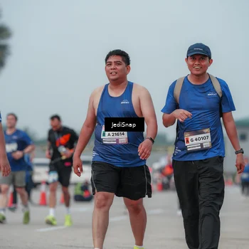 Runner Photo 7554725