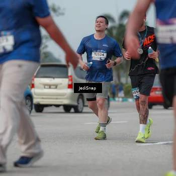 Runner Photo 7554732