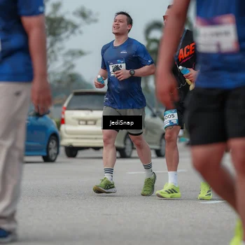 Runner Photo 7554735