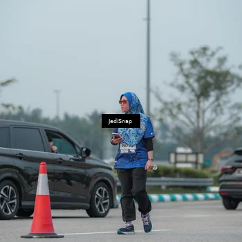 Runner Photo 7554742