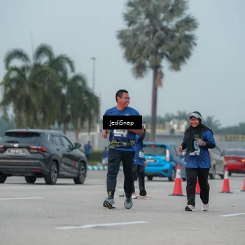 Runner Photo 7554744