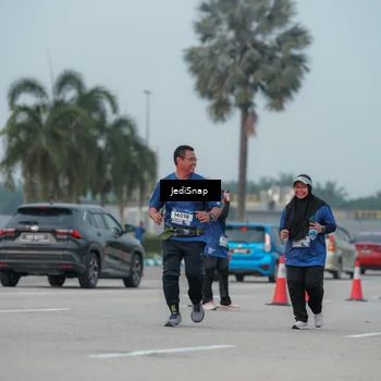 Runner Photo 7554745