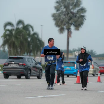 Runner Photo 7554746