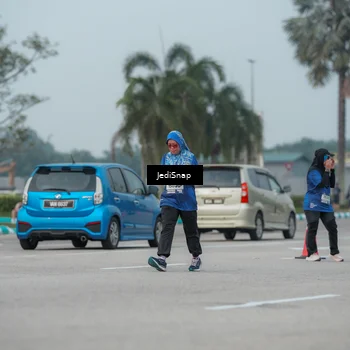 Runner Photo 7554747
