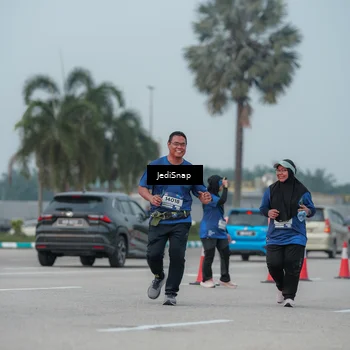 Runner Photo 7554748
