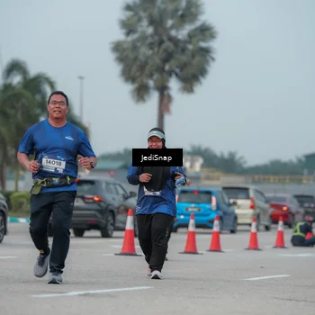 Runner Photo 7554752