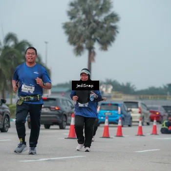 Runner Photo 7554755