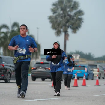 Runner Photo 7554756