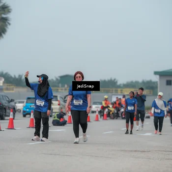 Runner Photo 7554759