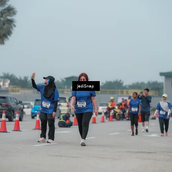 Runner Photo 7554760