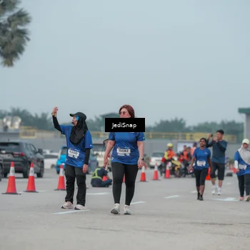 Runner Photo 7554762