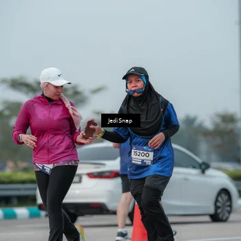 Runner Photo 7554769