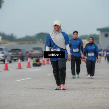 Runner Photo 7554792