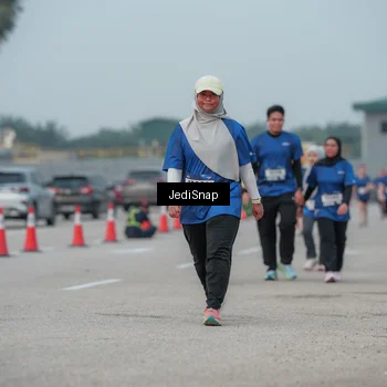 Runner Photo 7554793