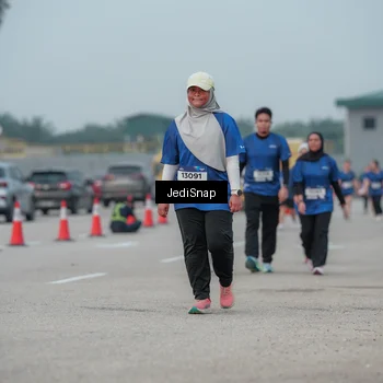 Runner Photo 7554795