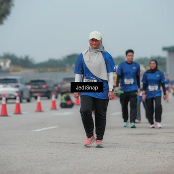 Runner Photo 7554798