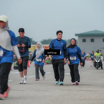 Runner Photo 7554805